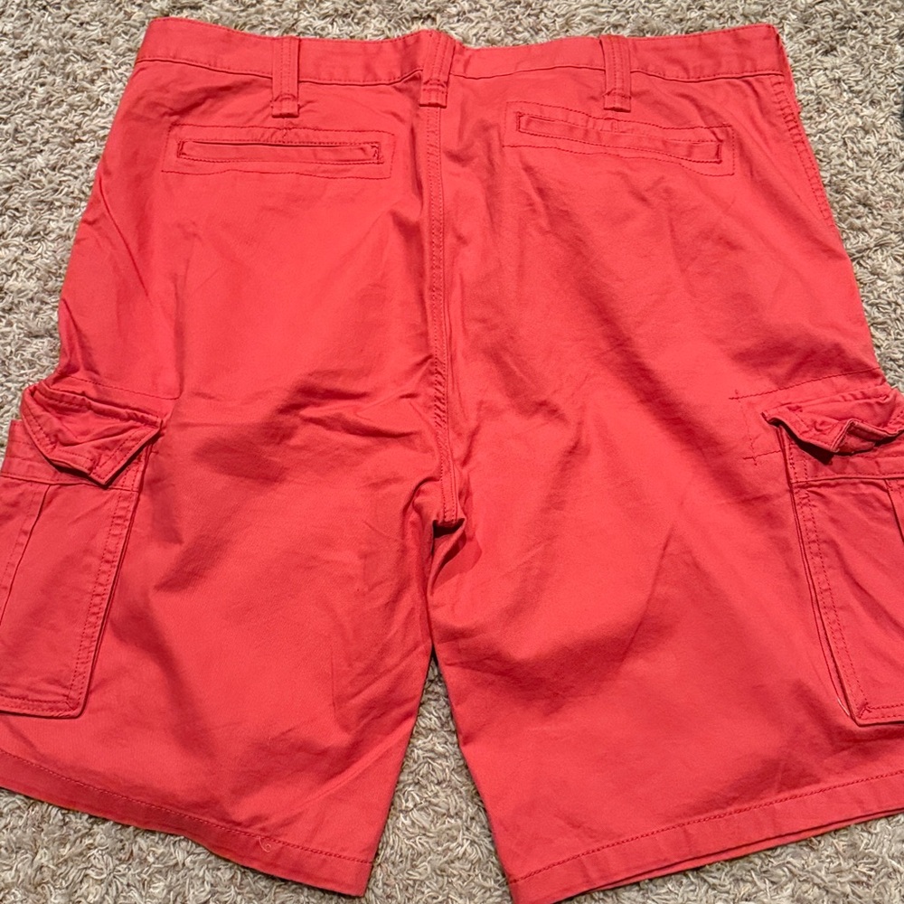 Nautica Men's Vibrant Red Cargo Shorts - Picture 4 of 4